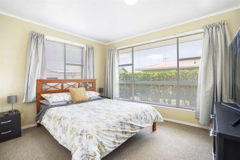 Photo of property in 49 Rhonda Avenue, Deanwell, Hamilton, 3206