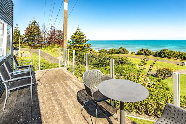 Photo of property in 18 Sunset Parade, Kai Iwi, Whanganui, 4574