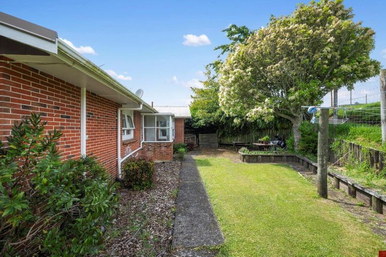 Photo of property in 14 Matipo Avenue, Pomare, Rotorua, 3015