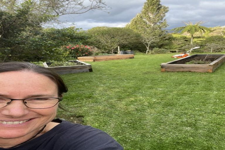 Photo of property in 1/126 Tirohanga Road, Tirohanga, Lower Hutt, 5010