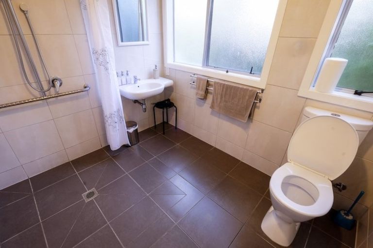 Photo of property in 518 Linwood Avenue, Woolston, Christchurch, 8062