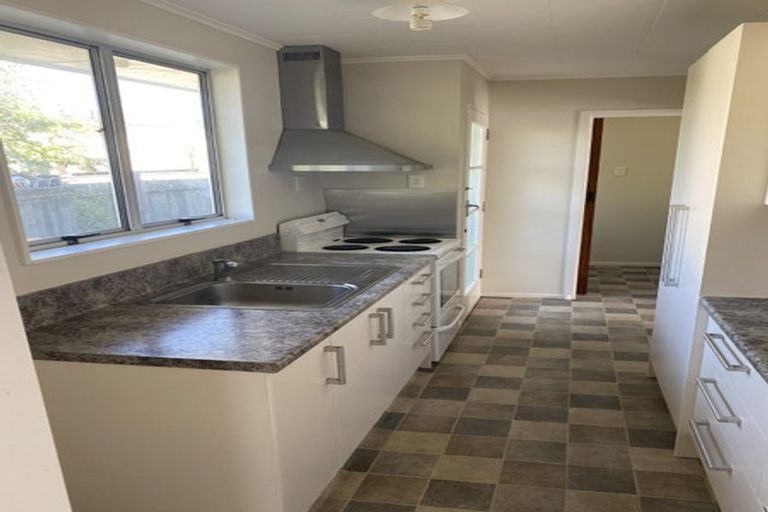 Photo of property in 1/156 Knights Road, Hutt Central, Lower Hutt, 5011