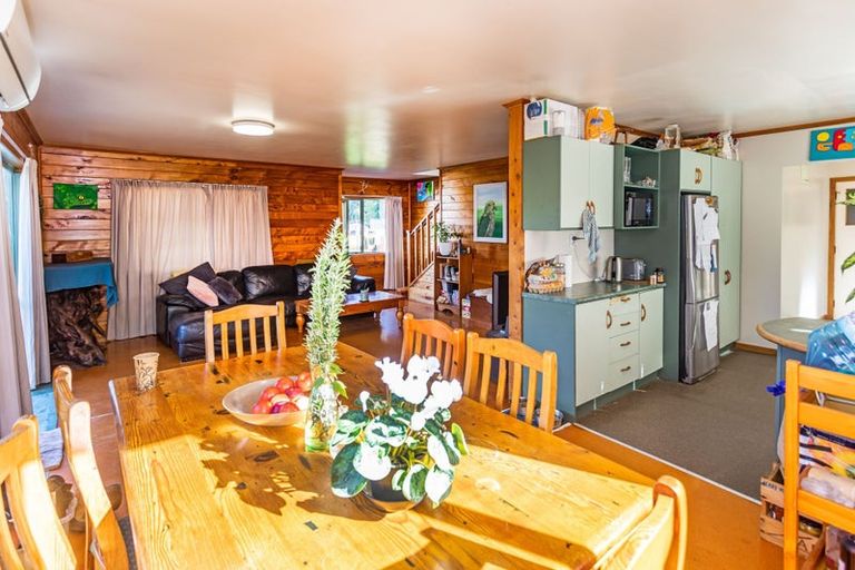 Photo of property in 185 Hauraki Road, Coromandel, 3506