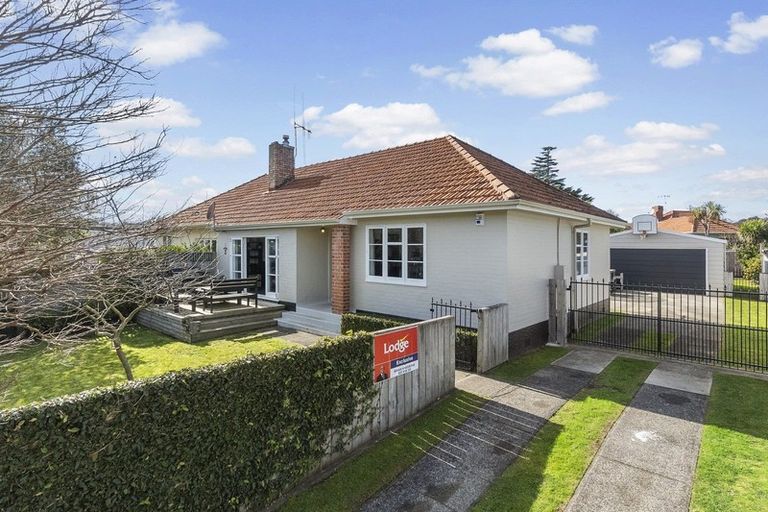 Photo of property in 39 Jellicoe Drive, Hamilton East, Hamilton, 3216