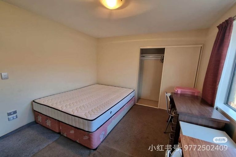 Photo of property in 43 Balgay Street, Upper Riccarton, Christchurch, 8041