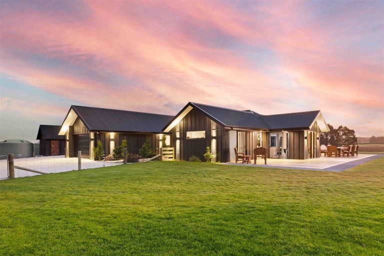 Photo of property in 175 Douds Road, Sefton, Rangiora, 7477