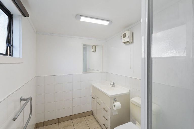 Photo of property in 3 Tui Road, Raumati Beach, Paraparaumu, 5032