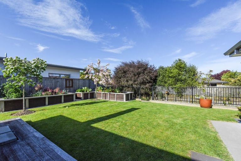 Photo of property in 3 Puketutu Grove, Motueka, 7120