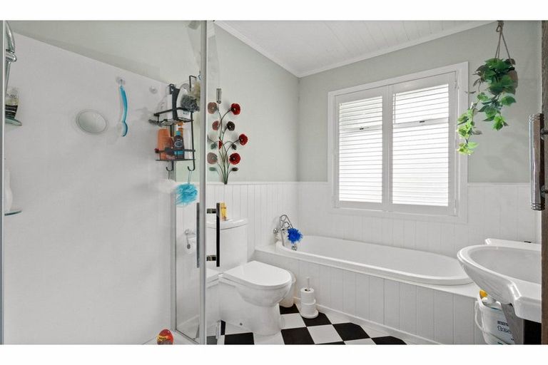 Photo of property in 605 Tay Street, Hawthorndale, Invercargill, 9810