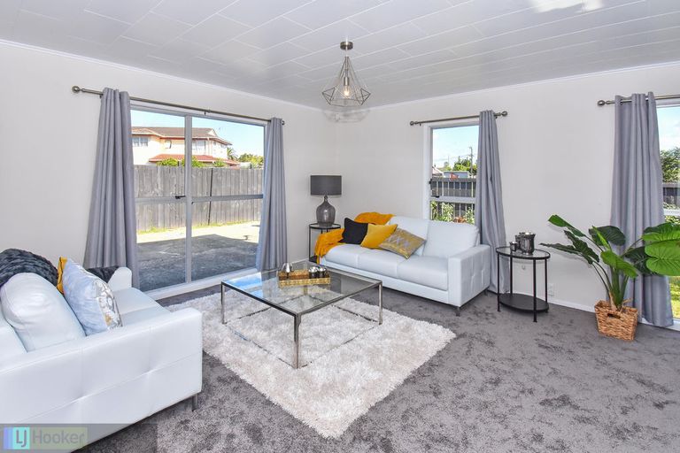 Photo of property in 10 Agar Place, Favona, Auckland, 2024