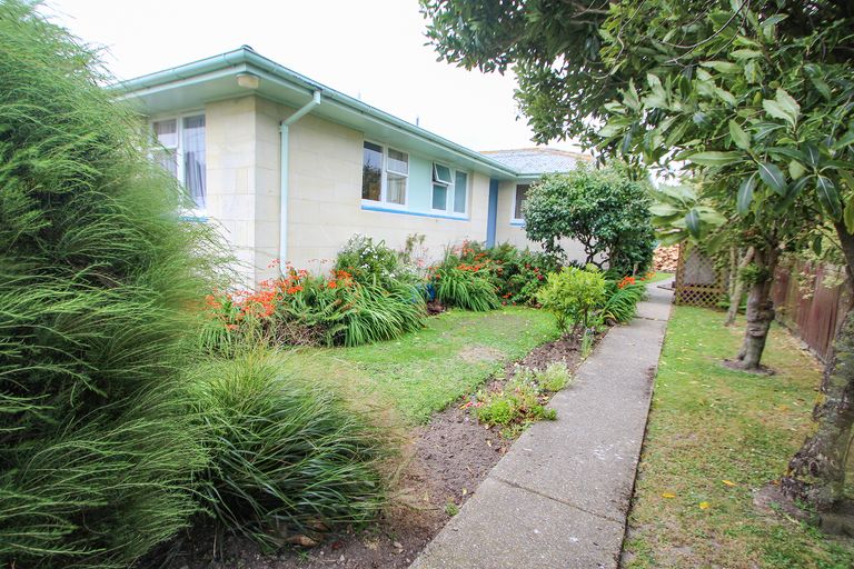 Photo of property in 43 Dacre Street, Oamaru North, Oamaru, 9400
