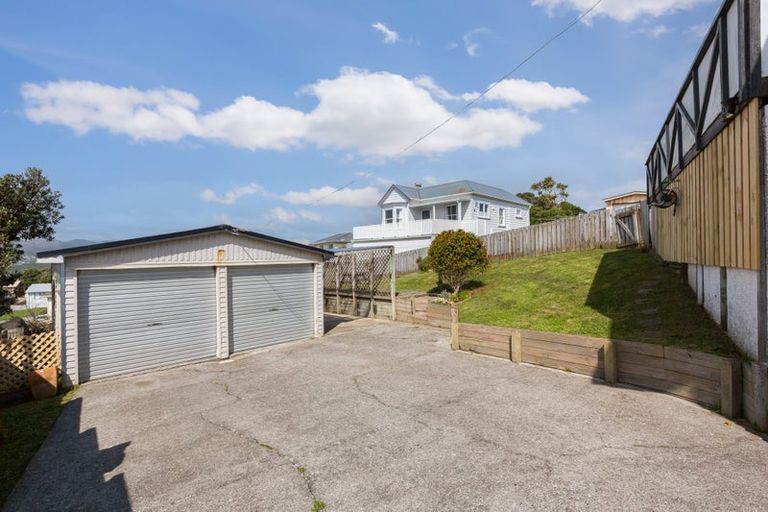 Photo of property in 95 Matatiro Street, Titahi Bay, Porirua, 5022