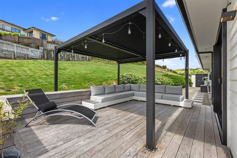 Photo of property in 101 Oteki Park Drive, Welcome Bay, Tauranga, 3112