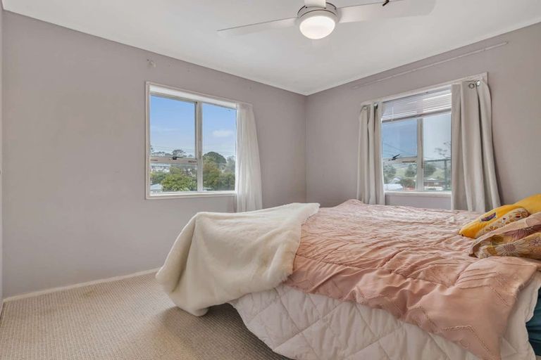 Photo of property in 247 Henderson Valley Road, Henderson, Auckland, 0612