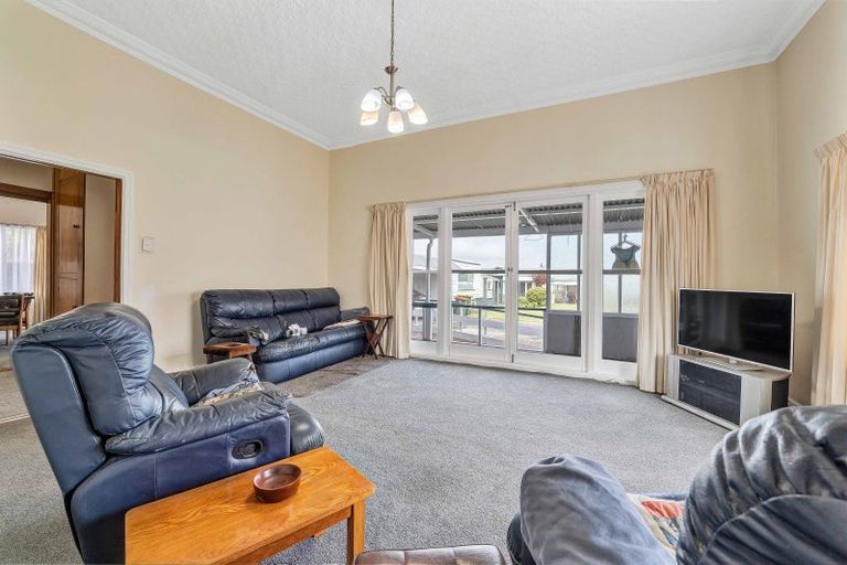 Photo of property in 10 Norman Street, Lower Vogeltown, New Plymouth, 4310