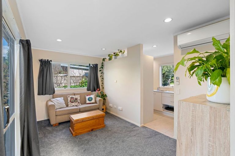 Photo of property in 24 Te Miti Street, Paekakariki, 5034