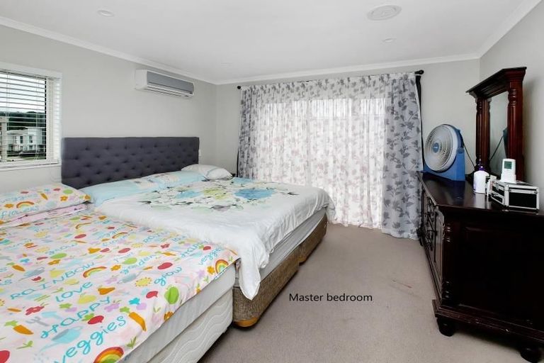 Photo of property in 6 Samuel Cassidy Avenue, Swanson, Auckland, 0614