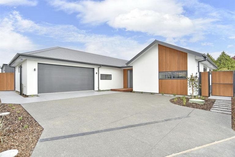 Photo of property in 34 Walter Case Drive, Harewood, Christchurch, 8051