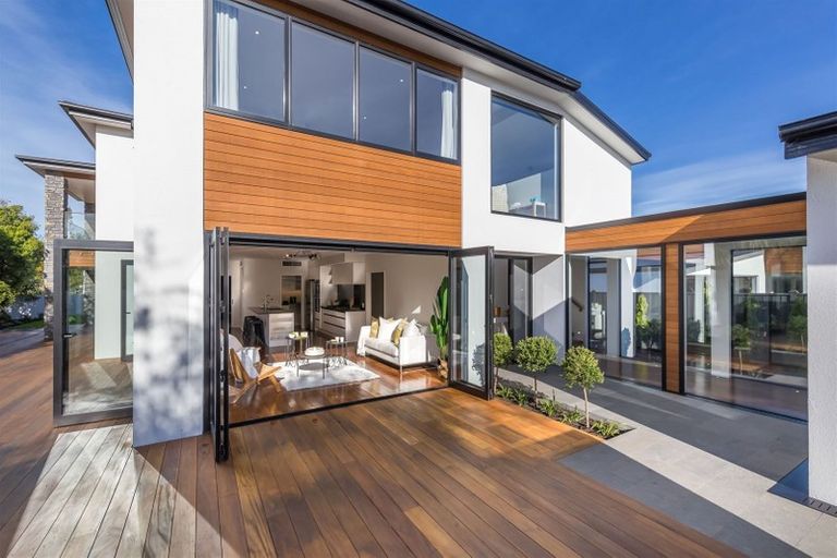 Photo of property in 15 Chislehurst Place, Bryndwr, Christchurch, 8052