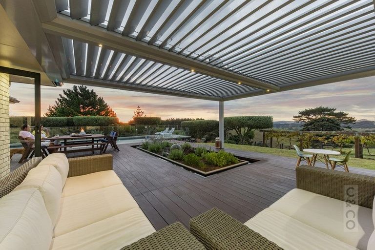 Photo of property in 849 Old North Road, Waimauku, 0882