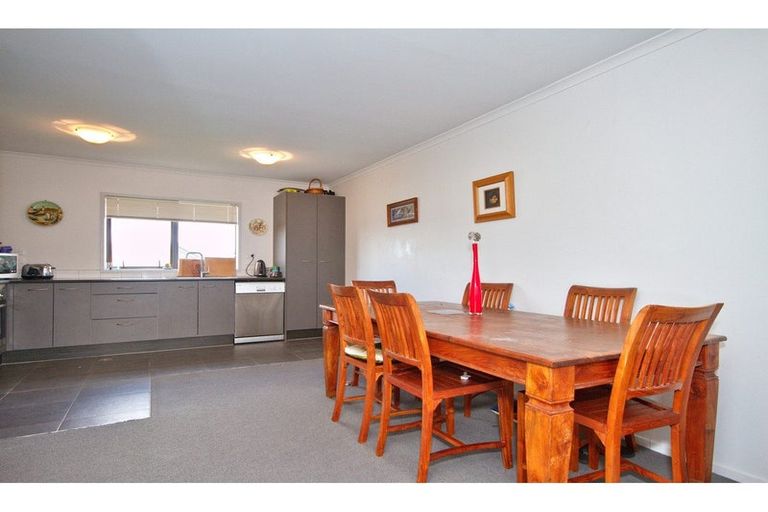 Photo of property in St Claire Village, 190/172 Mcleod Road, Te Atatu South, Auckland, 0610