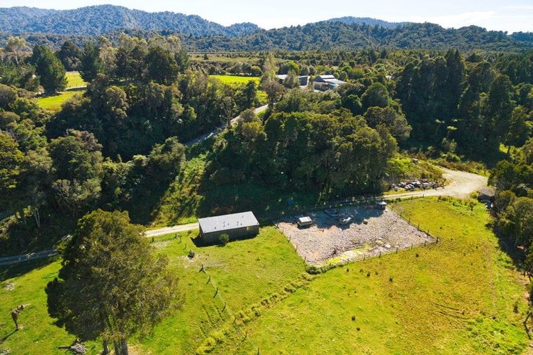 Photo of property in 416 Maori Creek Road, Marsden, Dobson, 7872