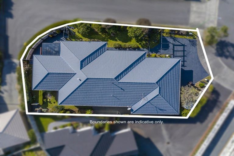 Photo of property in 32 Millennium Hill, Paraparaumu, 5032