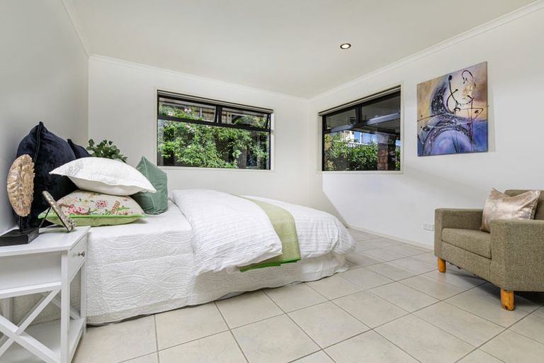 Photo of property in 4 Clapton Place, Henderson, Auckland, 0612