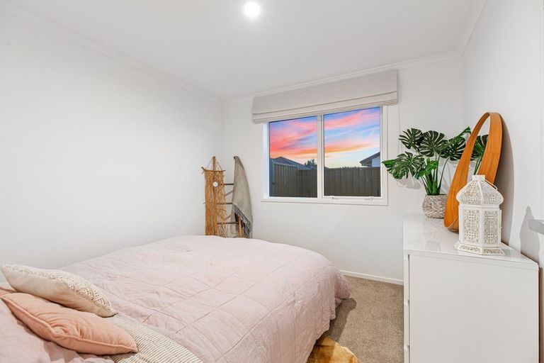 Photo of property in 2 Glenvale Place, Pyes Pa, Tauranga, 3112