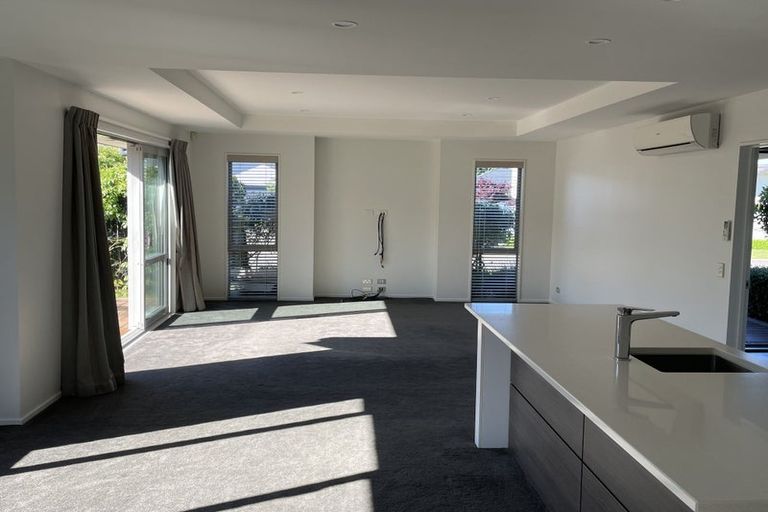 Photo of property in 4 Archrob Avenue, Prebbleton, 7604