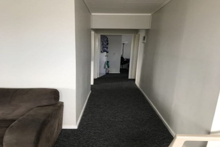 Photo of property in 2/85a Tidal Road, Mangere, Auckland, 2022