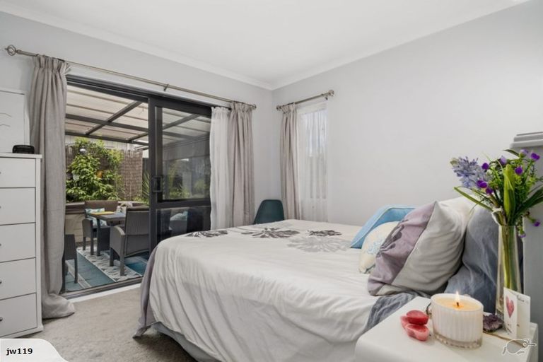 Photo of property in 11 Lakeview Quay, Pyes Pa, Tauranga, 3112