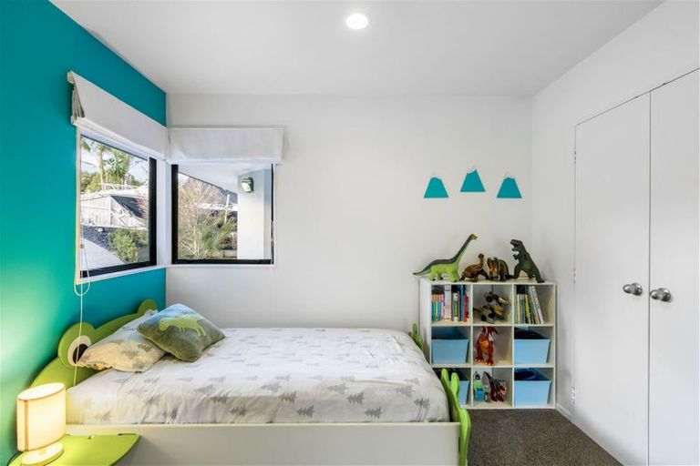 Photo of property in 56 Donald Street, Stanmore Bay, Whangaparaoa, 0932