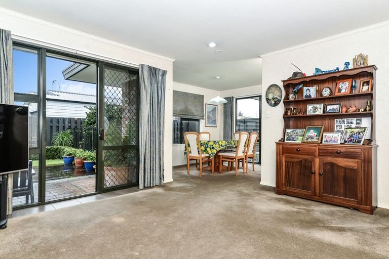 Photo of property in 3a Sandwich Road, St Andrews, Hamilton, 3200