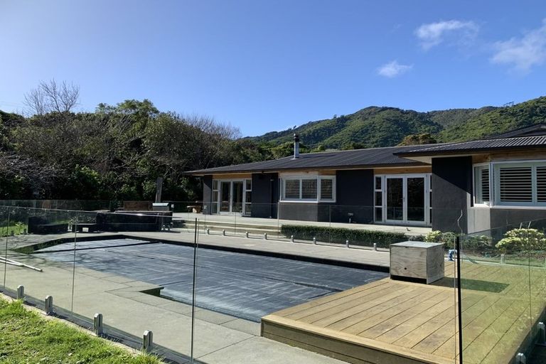 Photo of property in 32a Elizabeth Street, Waikanae, 5036