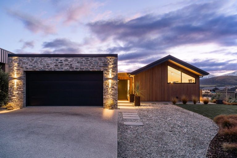 Photo of property in 9 Big Valley Drive, Jacks Point, Queenstown, 9371