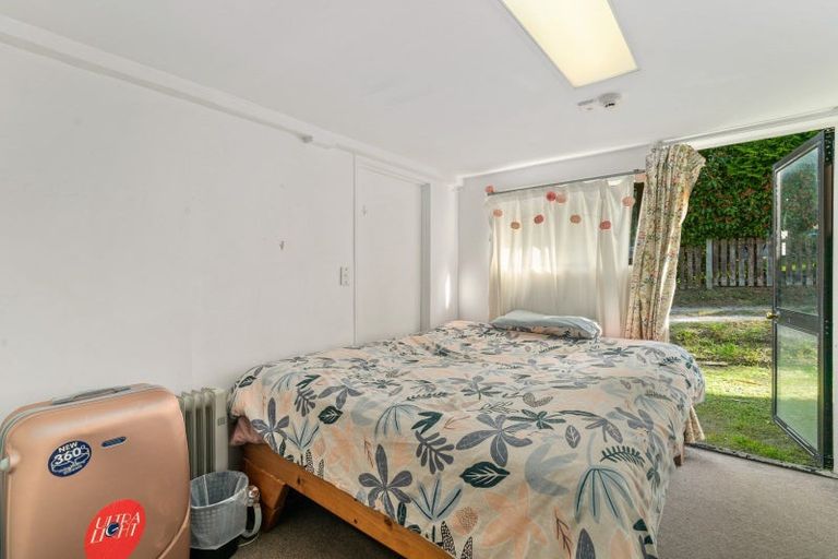 Photo of property in 22 Bowen Street, Queenstown, 9300