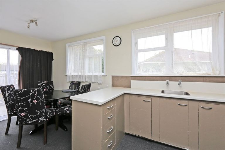 Photo of property in 8 Peterhead Place, Flaxmere, Hastings, 4120