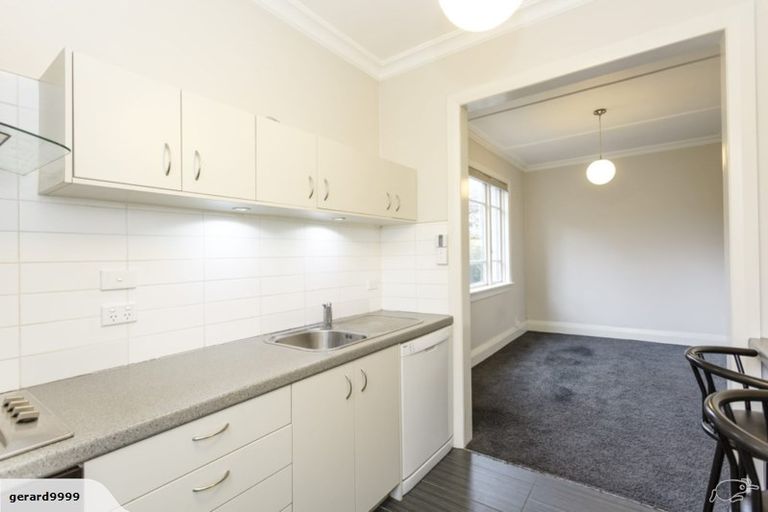 Photo of property in 53 Manor Place, Dunedin Central, Dunedin, 9016