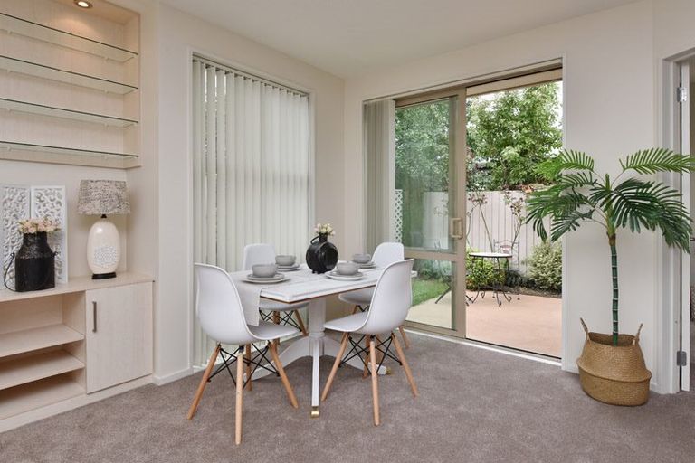 Photo of property in 3/38 Sawyers Arms Road, Northcote, Christchurch, 8052