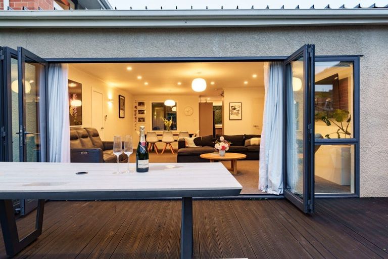 Photo of property in 332 Kenmure Road, Kenmure, Dunedin, 9011