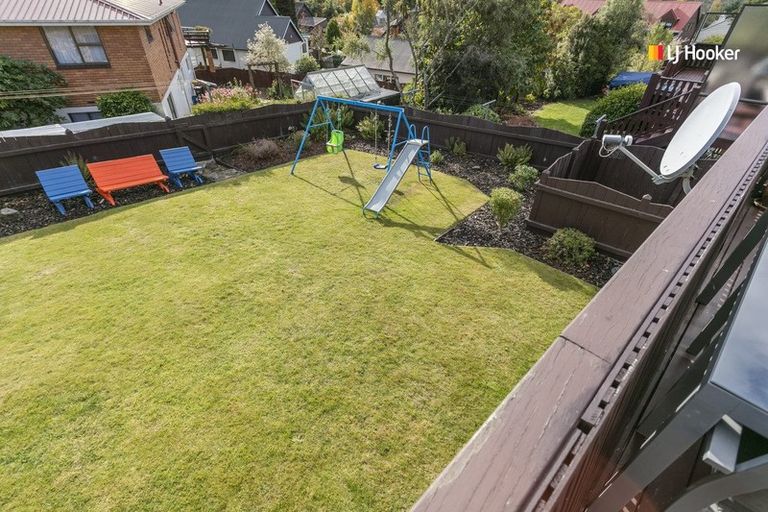 Photo of property in 9 Colquhoun Street, Glenross, Dunedin, 9011