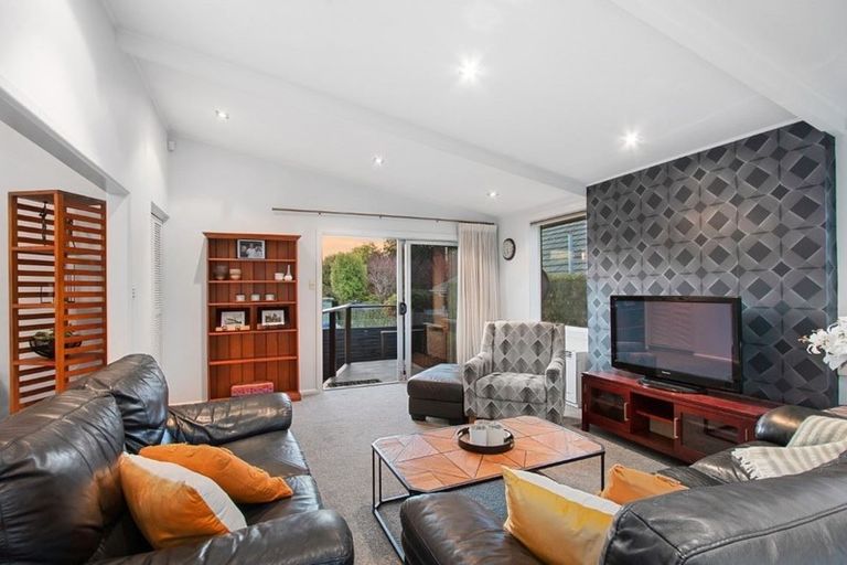 Photo of property in 25 Roydvale Avenue, Burnside, Christchurch, 8042