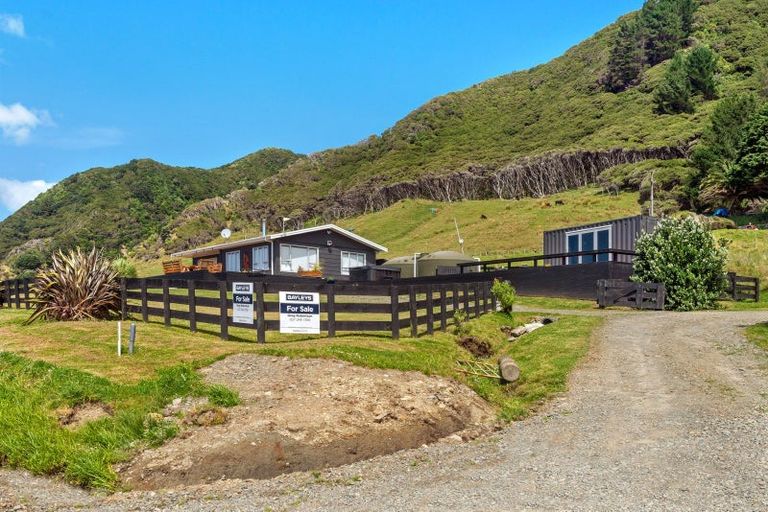 Photo of property in 490d East Cape Road, Te Araroa, Tikitiki, 4087