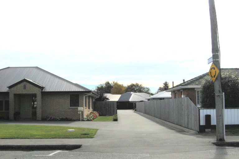 Photo of property in 5 Mcclintock Lane, Sockburn, Christchurch, 8042