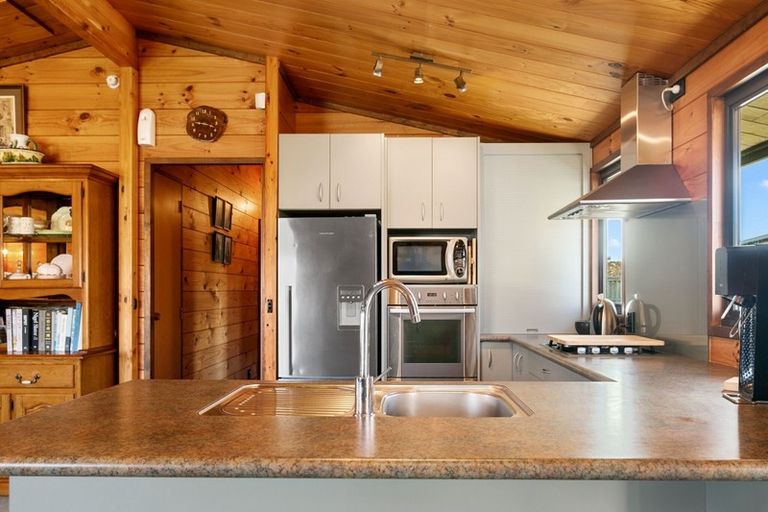 Photo of property in 16 Victoria Street, Richmond Heights, Taupo, 3330