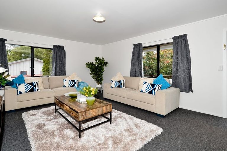 Photo of property in 2/14 Queen Mary Avenue, New Lynn, Auckland, 0600