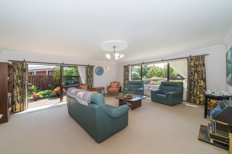 Photo of property in 21 Akaroa Avenue, Awapuni, Palmerston North, 4412