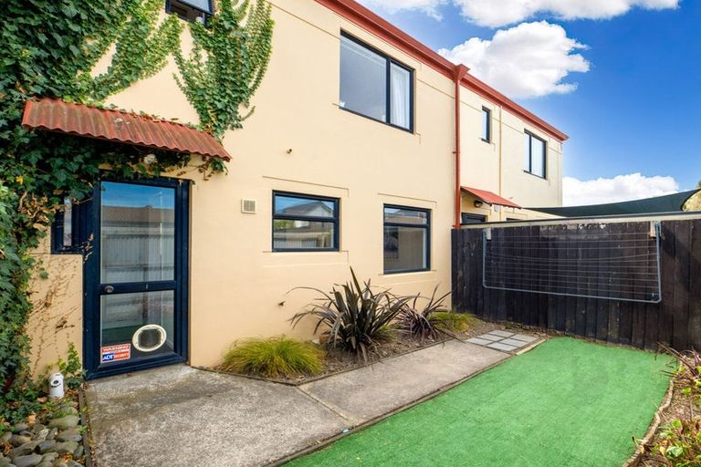 Photo of property in 7/42 Stanmore Road, Phillipstown, Christchurch, 8011