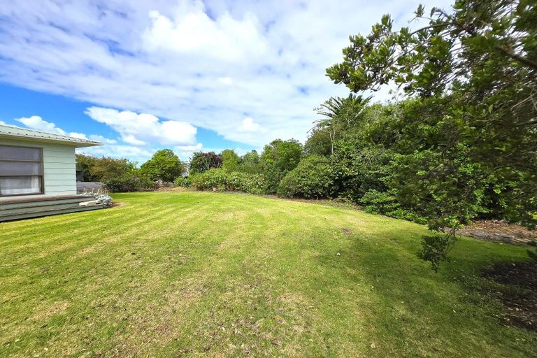Photo of property in 76 Robertson Road, Ruawai, 0591